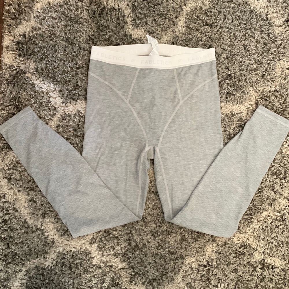 NWOT Fabletics Leggings